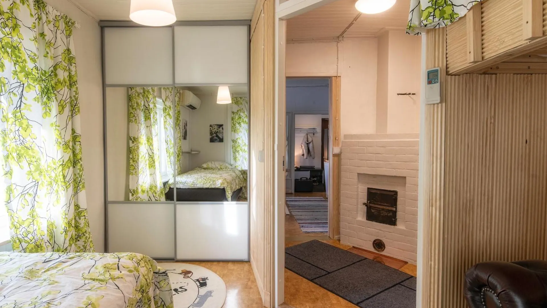 Homestay Quiet Private Room In Shared Home - Yksityinen Rauhallinen Huone Kodissa- 15Min To City Helsinki Finland